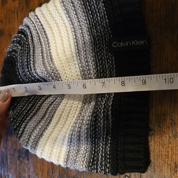 Calvin Klein beanie - Picture 5 of 5
